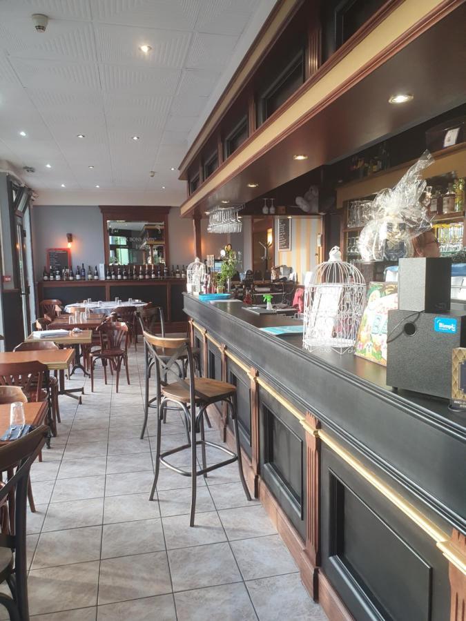 Hotel Aux Bons Amis Реймс Экстерьер фото